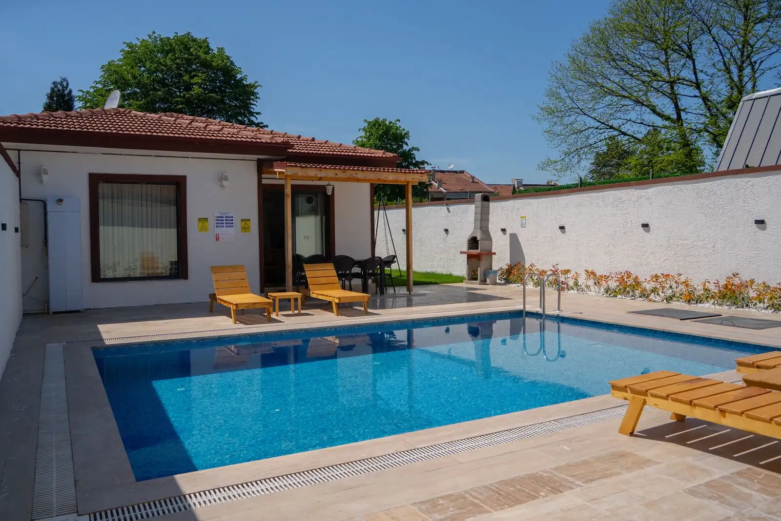 Villa Manolya