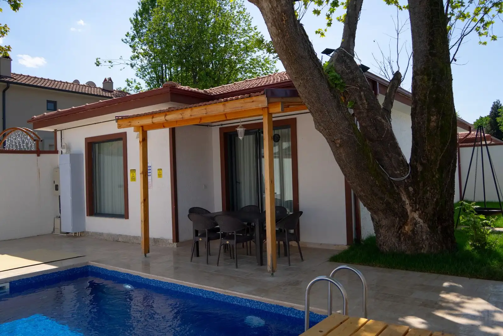 Villa Lilyum