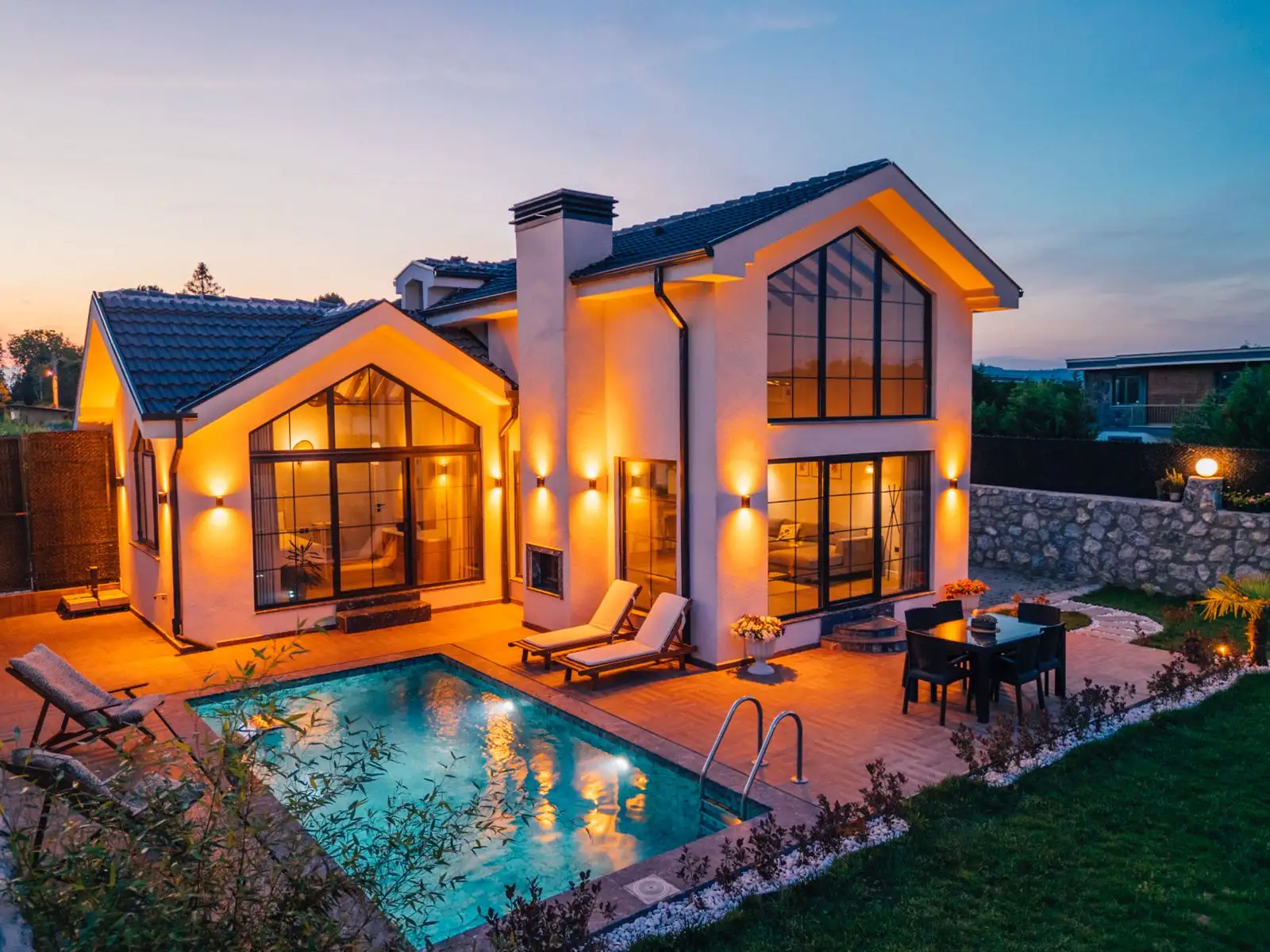 Sapanca İnci Suit