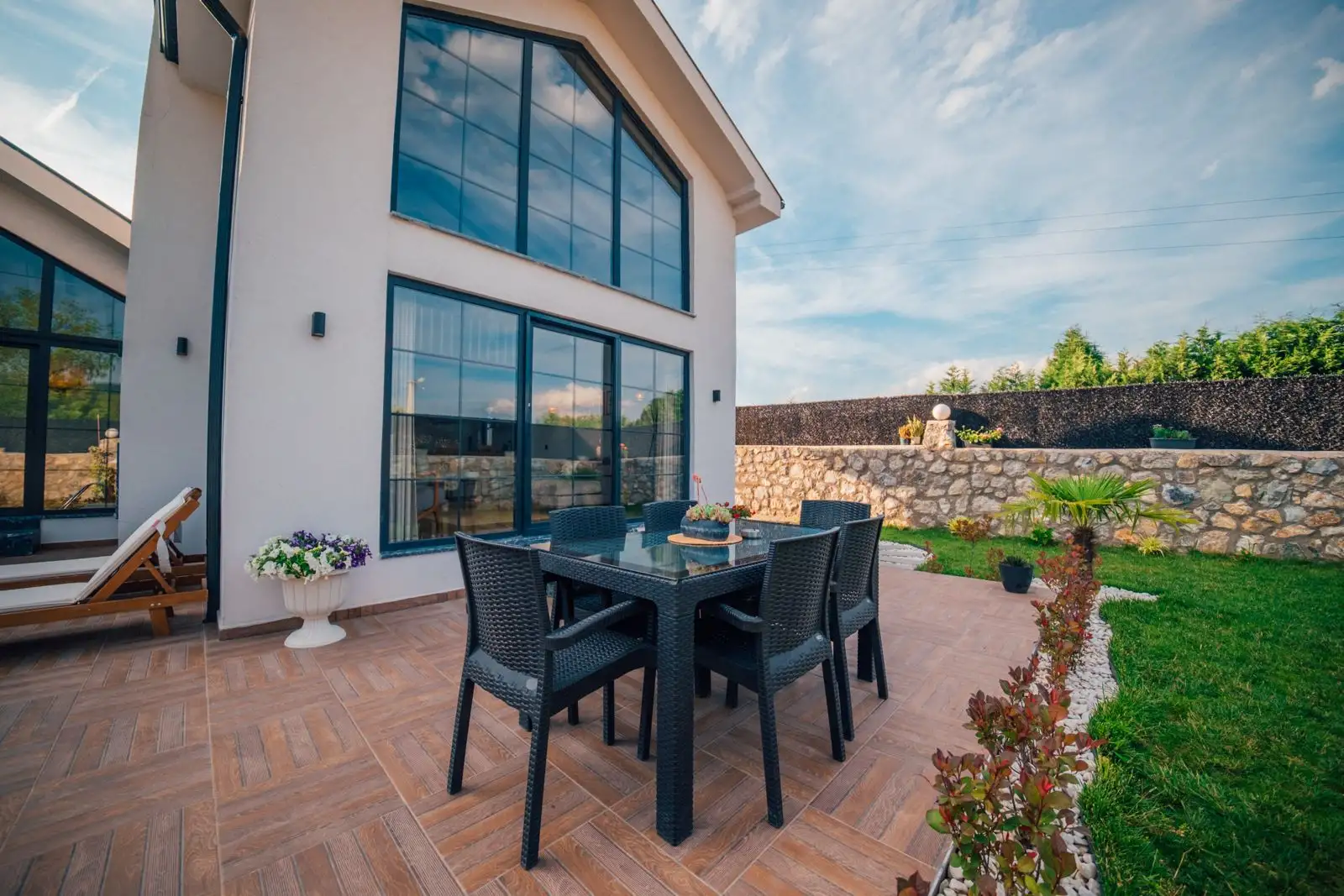 Sapanca İnci Suit